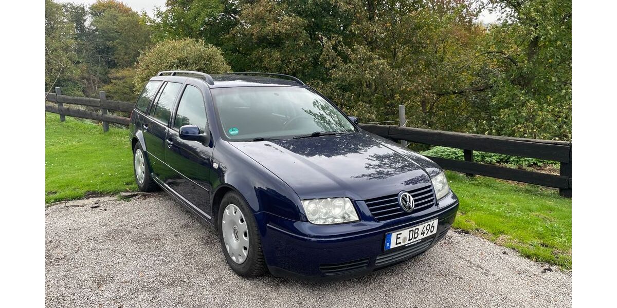 VW Bora 218.195 km 2.500 € Essen 45239