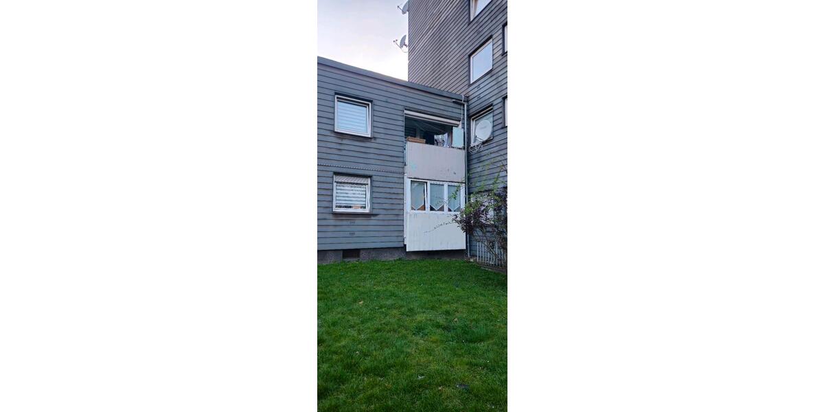 Erdgeschoßwohnung Duisburg Hamborn - 4.5 Zimmer, 99 m&sup2;, 159.000&euro; | Angebot:27101442