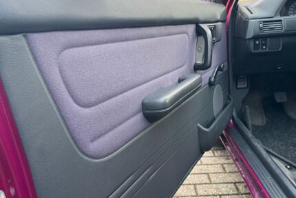 Mazda 323 40.735 km 8.500 € Duisburg 47178