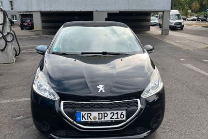 Peugeot 208 94.000 km 4.900 € Krefeld 47798