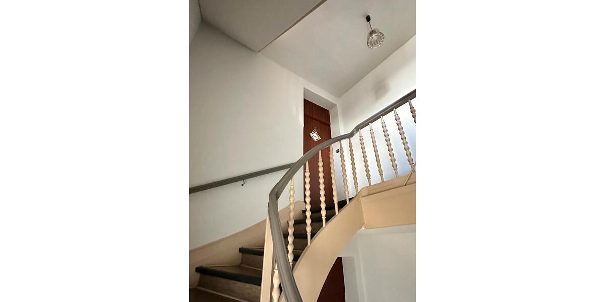 Etagenwohnung Essen Stadtbezirk III - 3 Zimmer, 90 m&sup2;, 650&euro; | Angebot:26273878