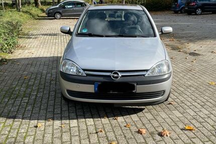 Opel Corsa 74.200 km 2.300 &euro; Bottrop 46238