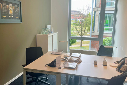 Helles Privates Büro am Centro Oberhausen - flexibel, möbliert, 247 zimmer