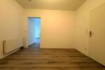 Etagenwohnung Duisburg Untermeiderich - 2 Zimmer, 100 m&sup2;, 780&euro; | Angebot:26859109
