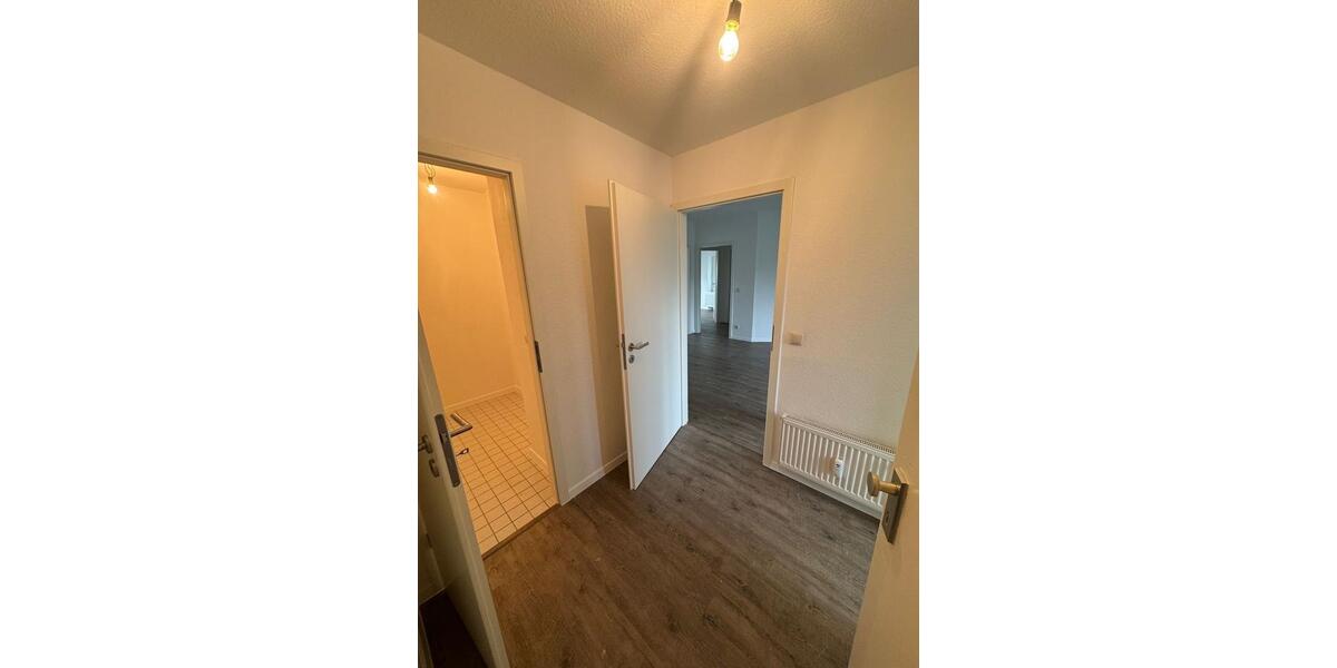 Dachgeschoßwohnung Bottrop Batenbrock - 3.5 Zimmer, 70 m&sup2;, 896&euro; | Angebot:26582047