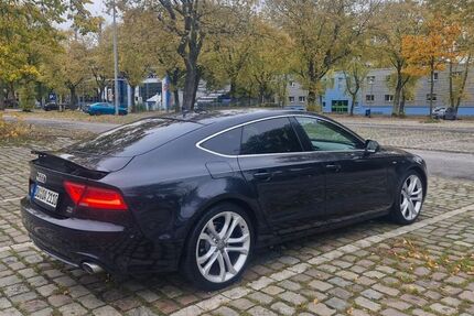 Audi A7 213.000 km 13.900 &euro; Duisburg 47055