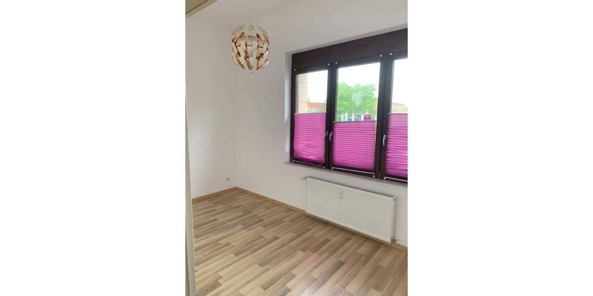 82 qm im Erdgeschoss, 3 Zimmerwohnung in Bochum-Gerthe ab 1.2. oder 1.3. zu vermieten 3 zimmer