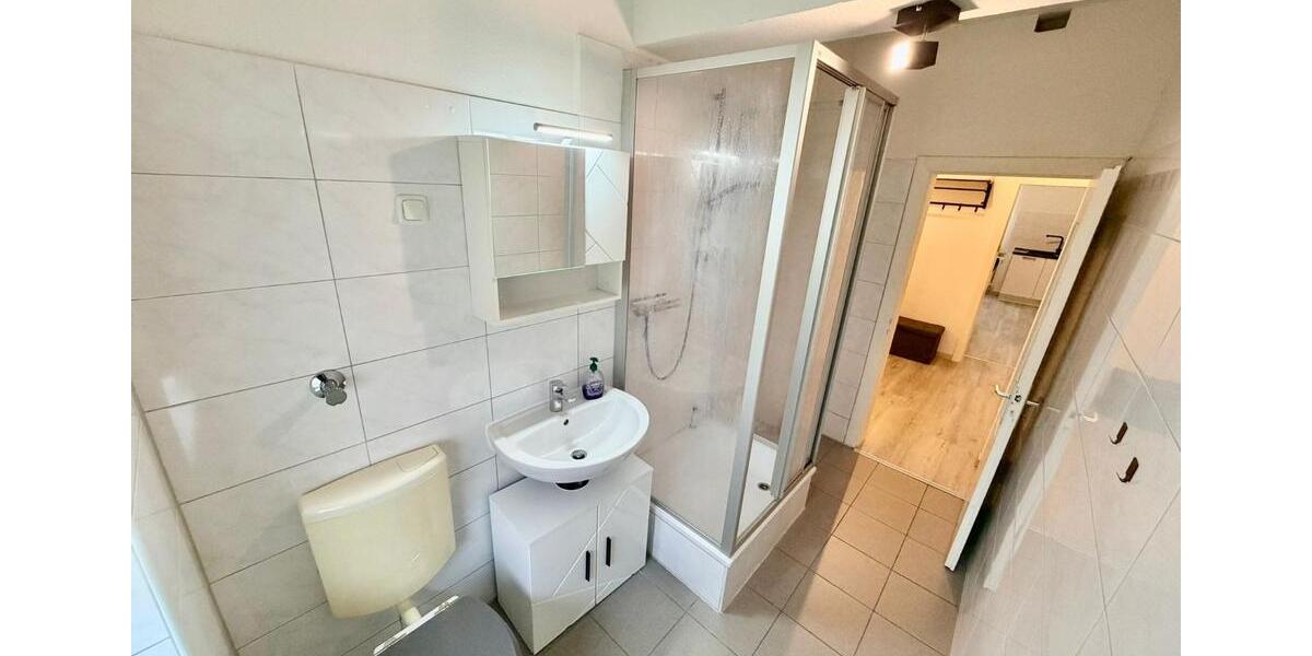 Erdgeschoßwohnung Gelsenkirchen Gelsenkirchen-Mitte - 2 Zimmer, 68 m&sup2;, 999&euro; | Angebot:25442043