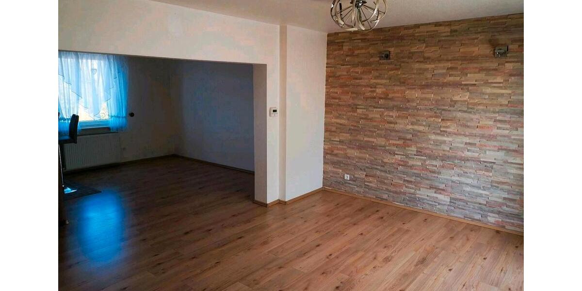 Etagenwohnung Velbert Velbert-Mitte - 2 Zimmer, 62 m&sup2;, 149.000&euro; | Angebot:26297577