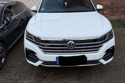 VW Touareg 102.000 km 41.999 &euro; Duisburg 47138