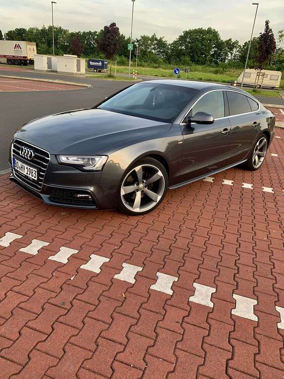 Audi A5 185.000 km 13.845 € Witten 58455
