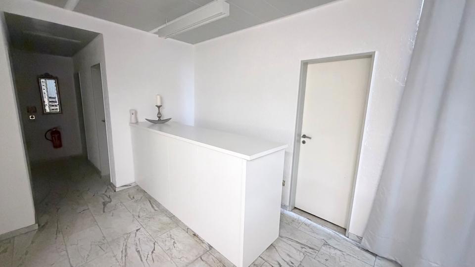 Beauty-Raum im Friseursalon 40 m² zimmer