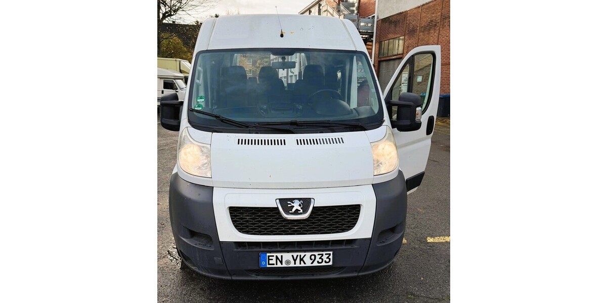 Peugeot Boxer Bus 202.000 km 8.200 € Witten 58452