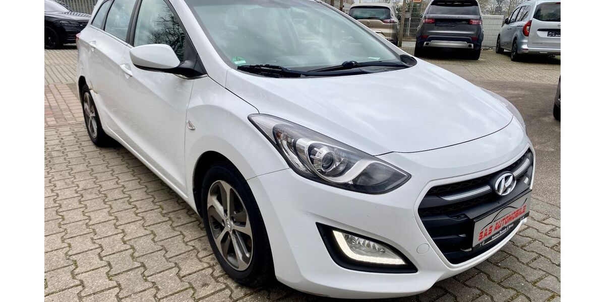 Hyundai i30 297.435 km 4.000 &euro; Moers 47445