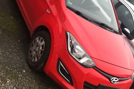 Hyundai i20 90.000 km 1.280 &euro; Oberhausen 46149