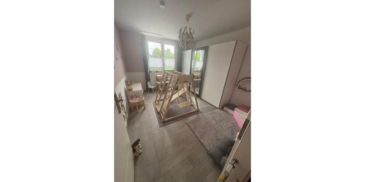 Doppelhaushälfte Oberhausen Biefang - 7 Zimmer, 161 m&sup2;, 1.950&euro; | Angebot:27615887