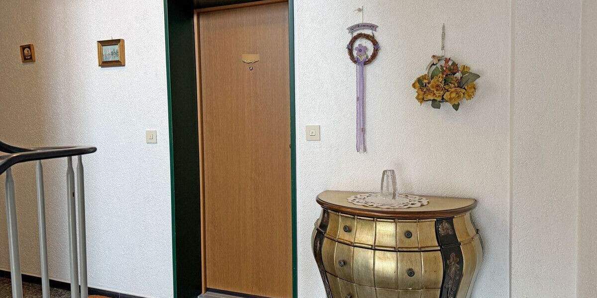 Attraktive 4-Zimmer-Wohnung mit Loggia und Aufzug in Neukirchen-Vluyn! 4 zimmer