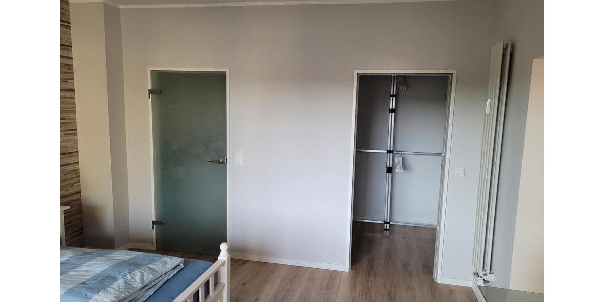 Etagenwohnung Essen Südviertel - 2 Zimmer, 80 m&sup2;, 900&euro; | Angebot:26620050