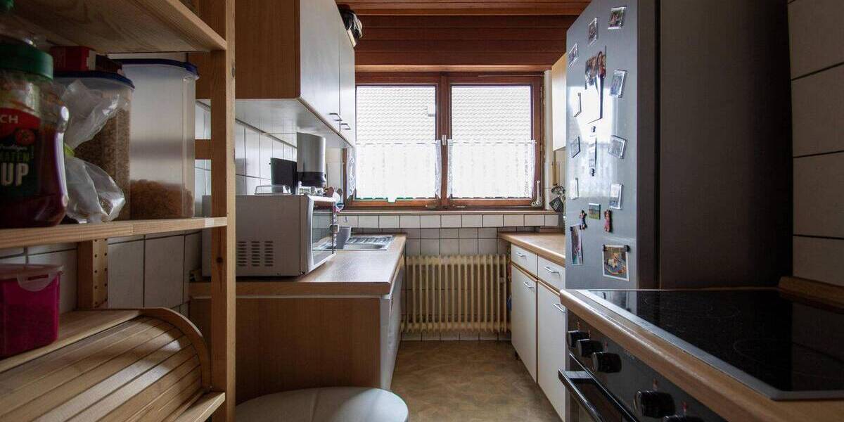 Mehrfamilienhaus, Wohnhaus Voerde - 6 Zimmer, 150 m&sup2;, 349.000&euro; | Angebot:26306989