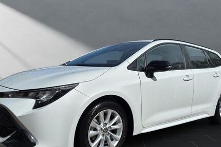 Toyota Corolla 17.008 km 26.450 &euro; Dinslaken 46537