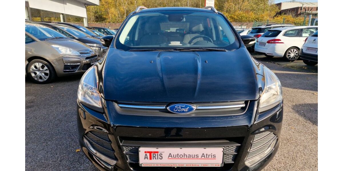 Ford Kuga 181.000 km 6.950 € Bottrop 46238