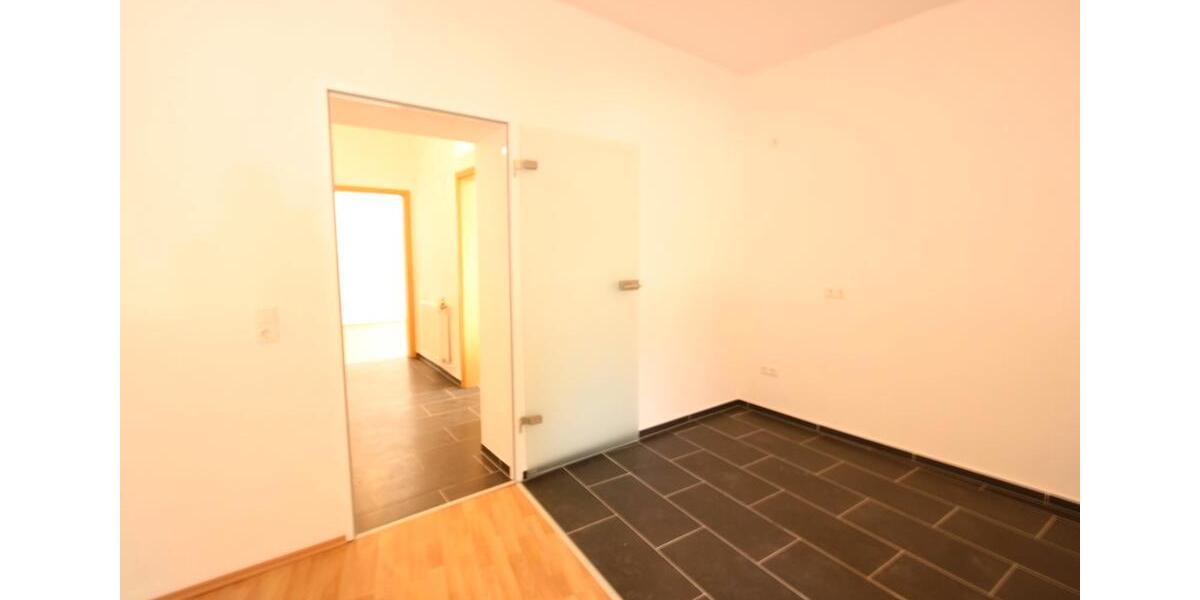 Erdgeschoßwohnung Herne Wanne-Bickern - 2.5 Zimmer, 65 m&sup2;, 600&euro; | Angebot:26305506