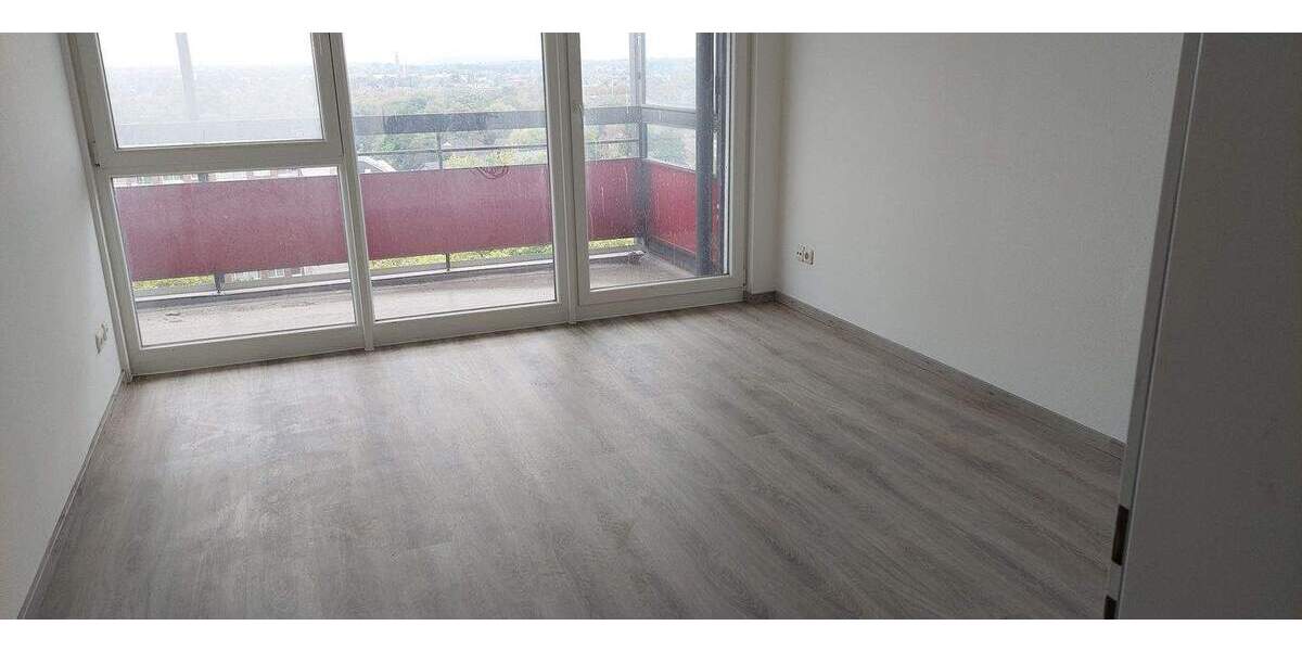Etagenwohnung Duisburg Hochheide - 3 Zimmer, 84 m&sup2;, 699&euro; | Angebot:26874909