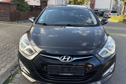 Hyundai i40 202.000 km 5.199 € Gelsenkirchen 45879