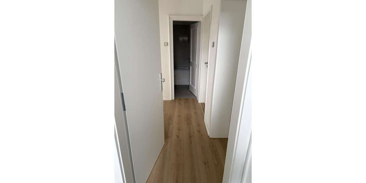 Etagenwohnung Velbert Nordstadt - 3 Zimmer, 56 m&sup2;, 560&euro; | Angebot:27069191