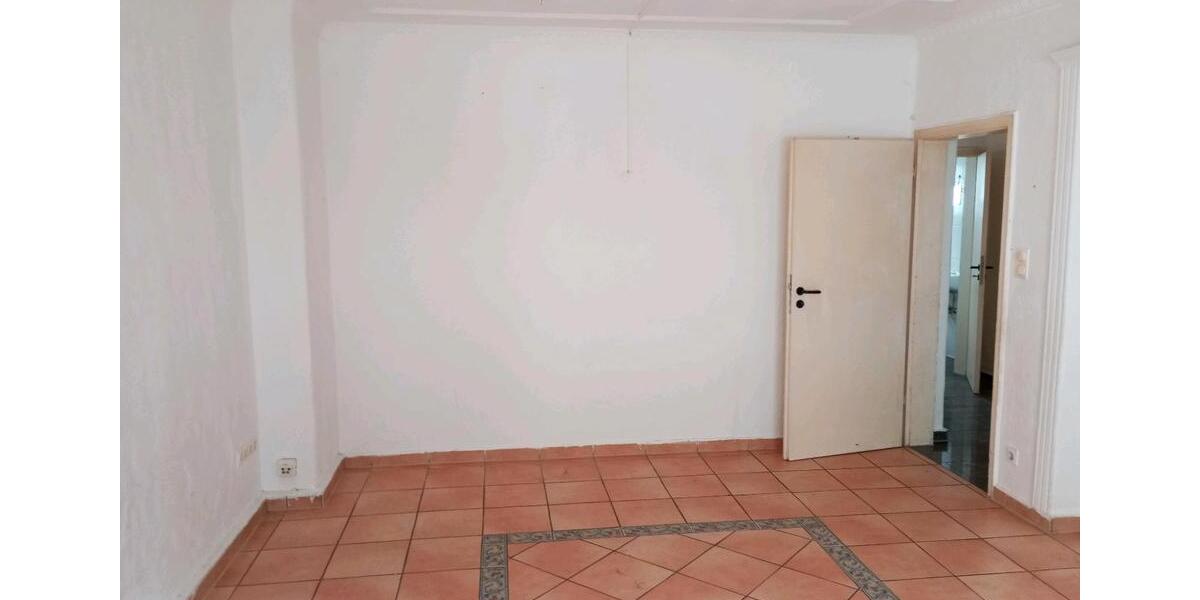 Etagenwohnung Oberhausen - 4 Zimmer, 92 m&sup2;, 122.000&euro; | Angebot:25305230