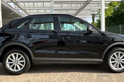 Audi Q3 111.000 km 15.950 &euro; Dinslaken 46539
