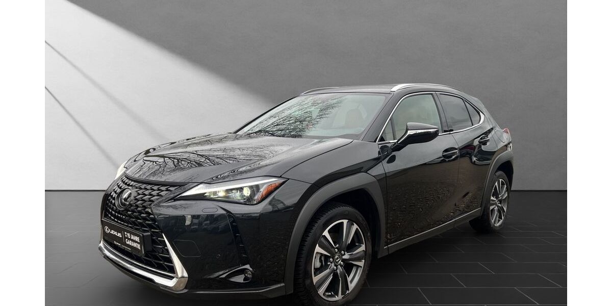 Lexus UX 21.240 km 29.450 &euro; Duisburg 47055