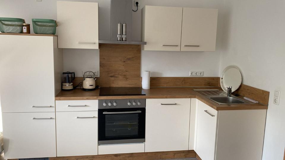 Dachgeschoßwohnung Gelsenkirchen Gelsenkirchen-Mitte - 3 Zimmer, 90 m&sup2;, 700&euro; | Angebot:24671223