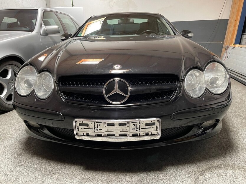 Mercedes-Benz SL 500 233.000 km 13.450 € Velbert 42551