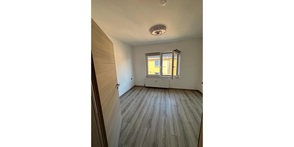 Etagenwohnung Oberhausen - 2.5 Zimmer, 55 m&sup2;, 128.000&euro; | Angebot:25400804