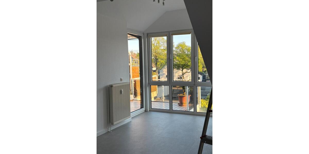 Dachgeschoßwohnung Moers Rheinkamp - 2 Zimmer, 55 m&sup2;, 650&euro; | Angebot:26272244