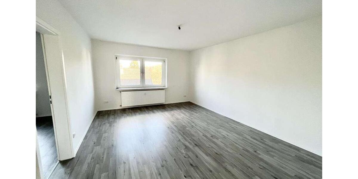 Etagenwohnung Gelsenkirchen Ückendorf - 3 Zimmer, 80 m&sup2;, 600&euro; | Angebot:26182873