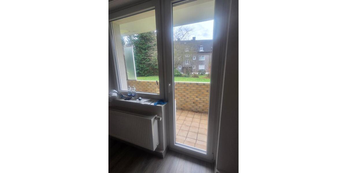 frisch renovierte Wohnung Bochum-Riemke, WG geeignet inkl. Küche 2 zimmer