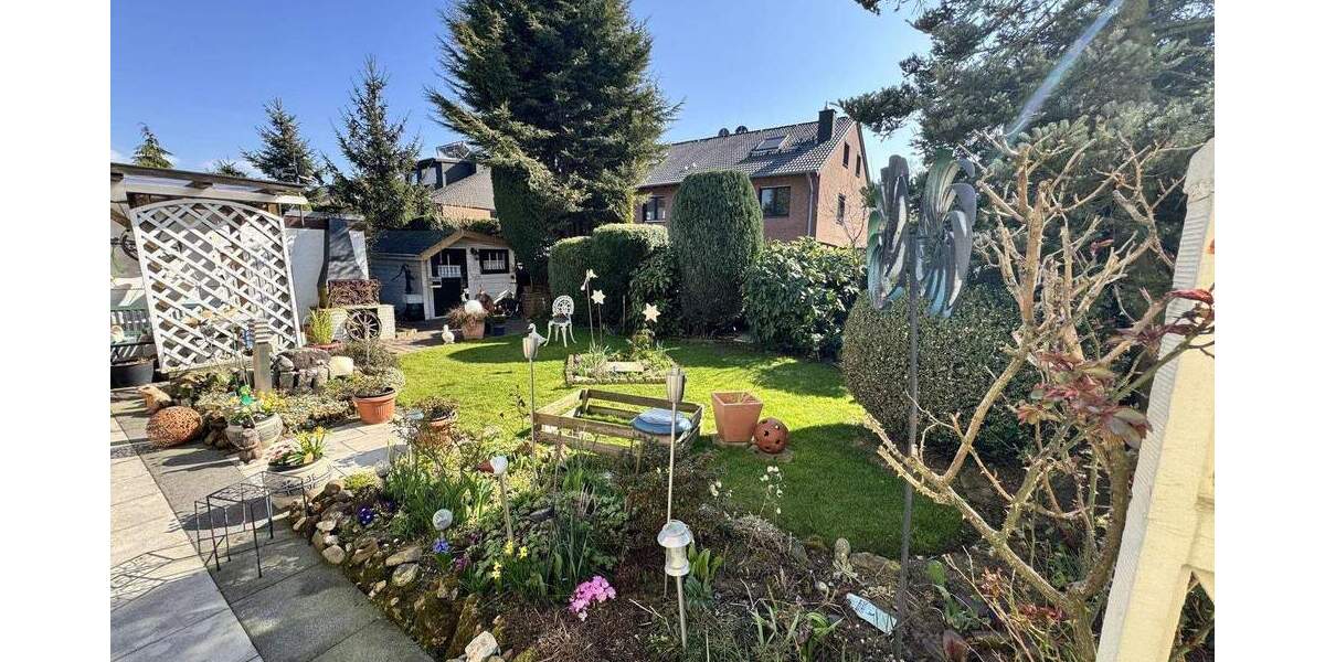 Charmantes Einfamilienhaus mit Einliegerwohnung 6 zimmer