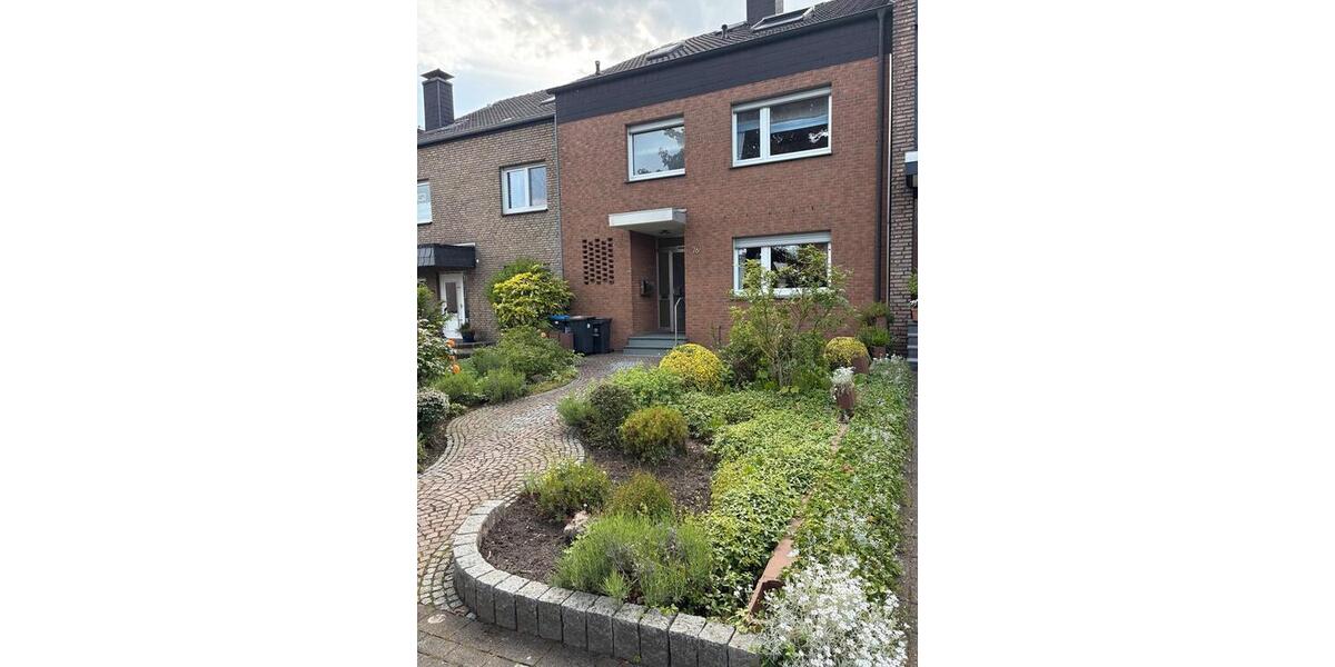 Reihenhaus Recklinghausen Berghausen - 6.5 Zimmer, 180 m&sup2;, 420.000&euro; | Angebot:26795310