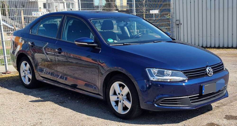 VW Jetta 170.000 km 6.450 € Duisburg 47055