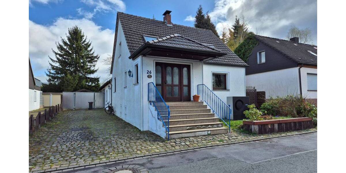 Einfamilienhaus Bochum Riemke - 7 Zimmer, 201 m&sup2;, 519.000&euro; | Angebot:26188285