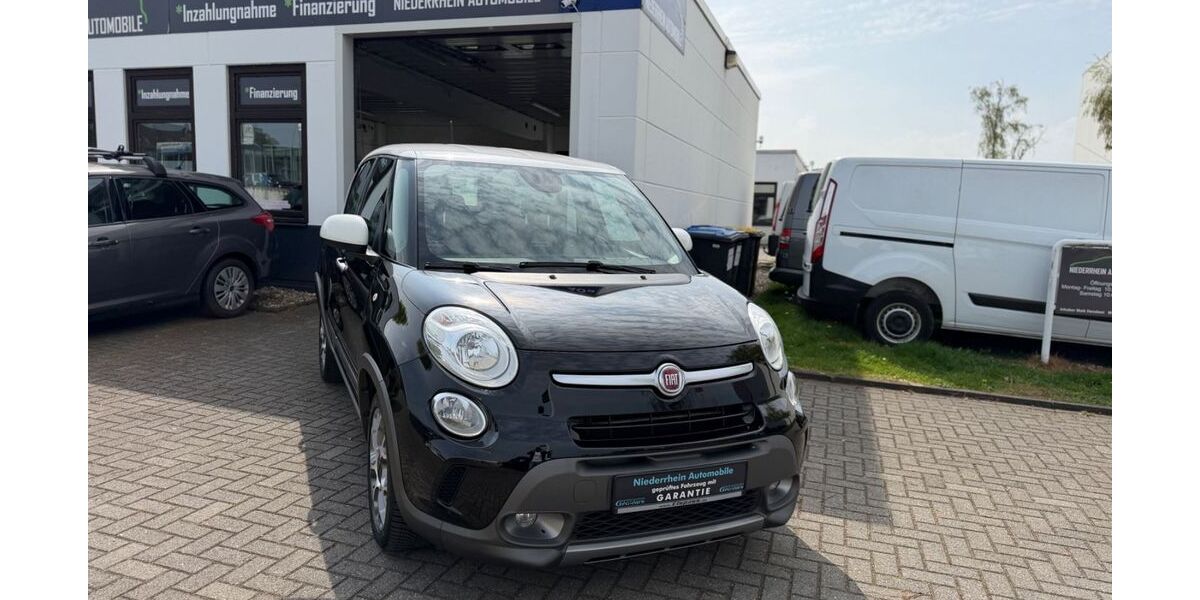 Fiat 500L 74.858 km 8.980 &euro; Moers 47441