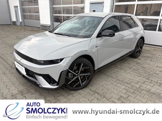Hyundai IONIQ 5 3.800 km 43.590 € Hattingen 45525