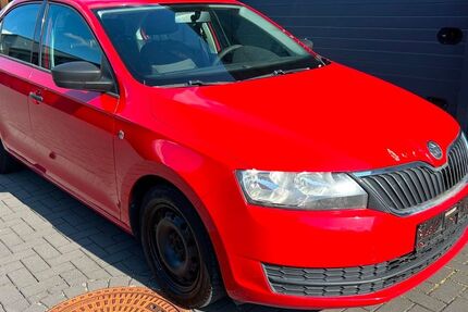 Skoda Rapid 179.000 km 2.599 &euro; Dinslaken 46537