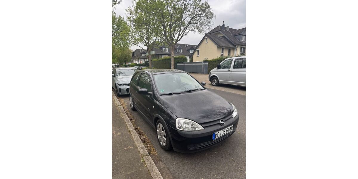 Opel Corsa 121.600 km 1.280 &euro; Ratingen 40885