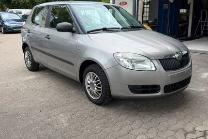 Skoda Fabia 192.000 km 2.980 &euro; Essen 45141
