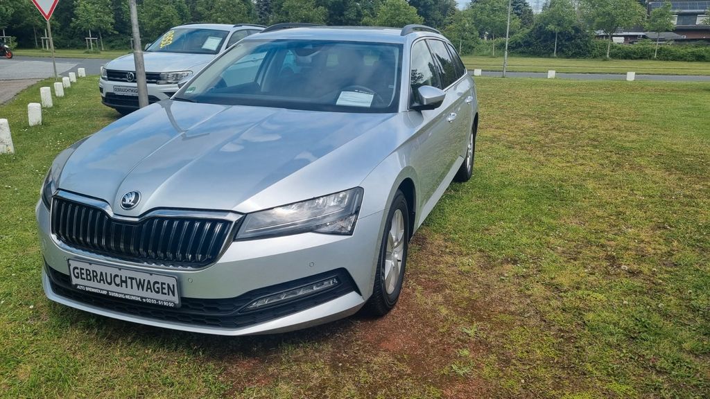 Skoda Superb 84.000 km 21.950 &euro; Duisburg 47167