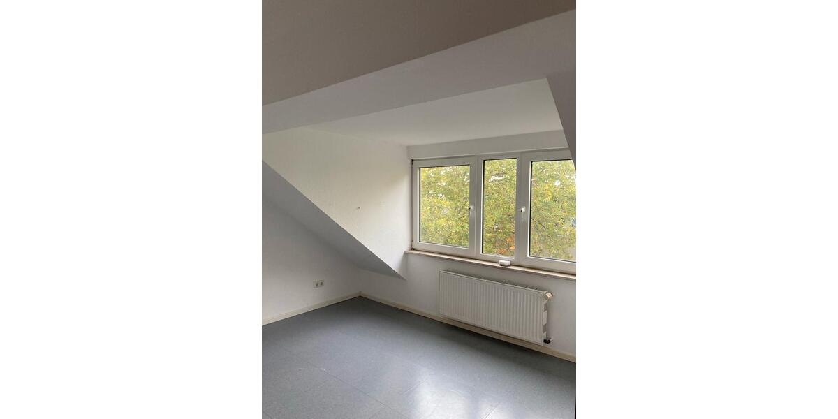 Dachgeschoßwohnung Bochum Günnigfeld - 2 Zimmer, 68 m&sup2;, 510&euro; | Angebot:24663559