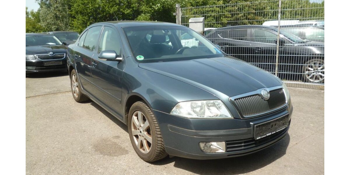 Skoda Octavia 185.000 km 1.650 &euro; Bottrop 46238